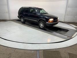 2001 CHEVROLET BLAZER 