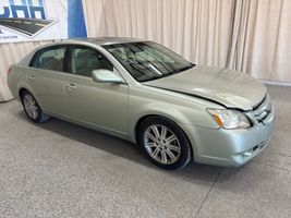 2007 TOYOTA AVALON 