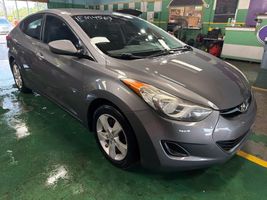 2011 HYUNDAI ELANTRA