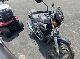 2004 MOTO GUZZI BREVA 750 