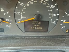2000 MERCEDES-BENZ E CLASS E 320 4MATIC