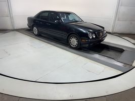 2000 MERCEDES-BENZ E CLASS E 320 4MATIC