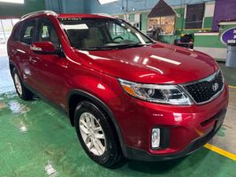 2014 KIA SORENTO LX