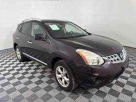 2011 NISSAN ROGUE SV