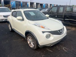 2011 NISSAN JUKE SV