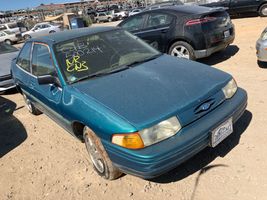 1994 FORD ESCORT LX