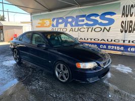 2005 VOLVO S60
