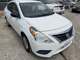 2016 NISSAN VERSA
