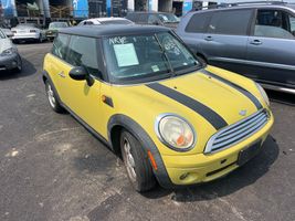 2010 MINI COOPER 