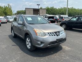 2011 NISSAN ROGUE SV