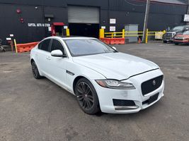 2016 JAGUAR 35T PRESTIGE