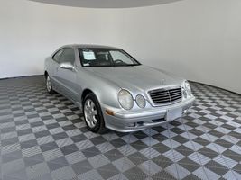 2002 MERCEDES-BENZ CLK CLASS CLK320