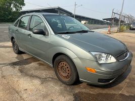 2005 FORD FOCUS 
