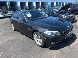 2012 BMW 5-SERIES 528I