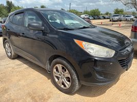 2011 HYUNDAI TUCSON GL