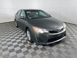 2013 TOYOTA CAMRY 