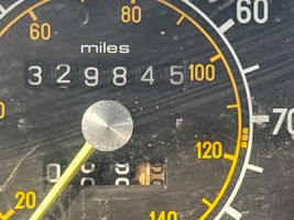 1982 MERCEDES-BENZ 300 SERIES 300TD