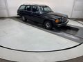 1982 MERCEDES-BENZ 300 SERIES