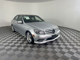 2011 MERCEDES-BENZ C CLASS C300