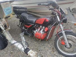 1981 HONDA GL1100 GOLD WING 