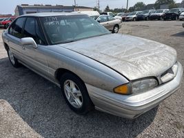 1999 PONTIAC BONNEVILLE SE