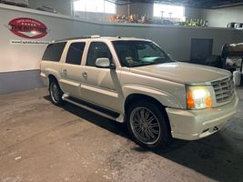 2004 CADILLAC ESCALADE ESV
