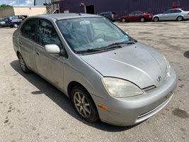2001 TOYOTA PRIUS 