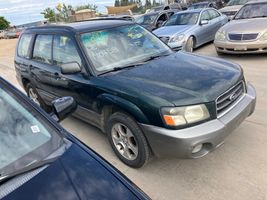 2004 SUBARU FORESTER XS