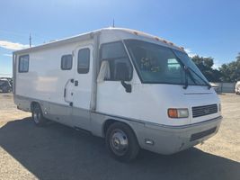 2003 WORKHORSE P32 