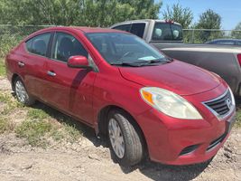 2013 NISSAN VERSA SV