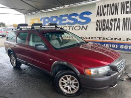 2004 VOLVO XC70