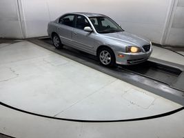 2004 HYUNDAI ELANTRA GLS