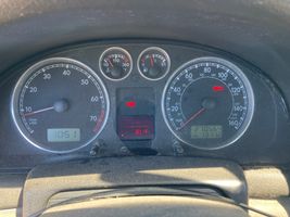 2003 VOLKSWAGEN PASSAT GLS