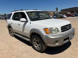 2003 TOYOTA SEQUOIA SR5