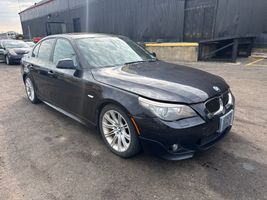 2010 BMW 5-SERIES 528I