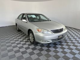 2004 TOYOTA CAMRY XLE