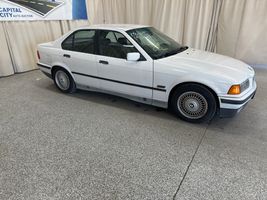 1994 BMW 3-SERIES 325I