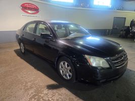 2005 TOYOTA AVALON XL