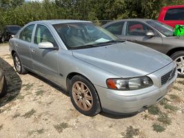 2004 VOLVO S60 BASE