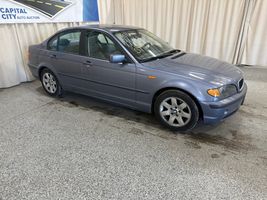 2002 BMW 3-SERIES 325I