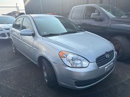2009 HYUNDAI ACCENT GLS