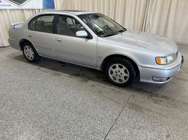 1999 INFINITI I30 