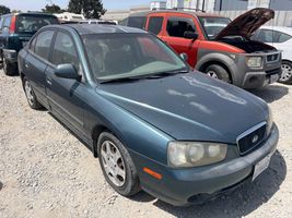 2002 HYUNDAI ELANTRA