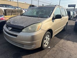 2004 TOYOTA SIENNA CE 7-PASSENGER