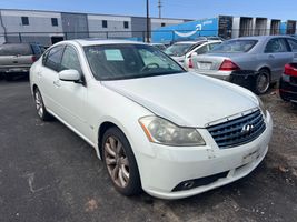 2006 INFINITI M35 