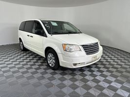 2008 CHRYSLER TOWN & COUNTRY LX