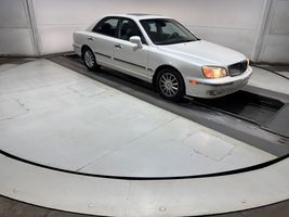 2004 HYUNDAI XG350 