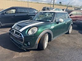 2016 MINI COOPER S