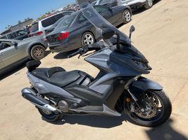 2021 KYMCO AK 