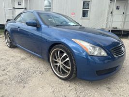 2010 INFINITI G37